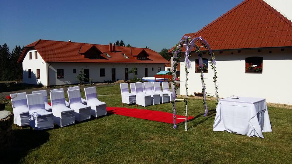 Penzion U Farmare Chotoviny Exterior photo